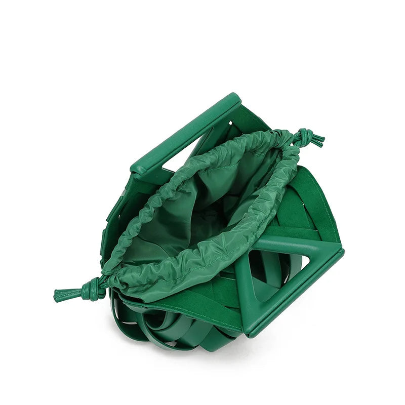 2025 New Style Woven Bucket Bag – Triangular Magnetic Buckle Crossbody Handba