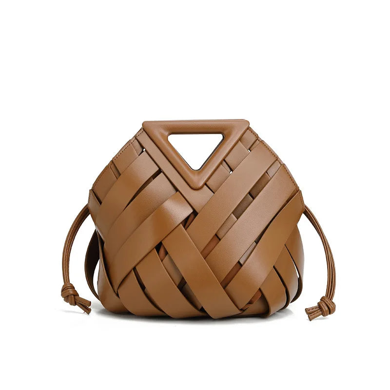 2025 New Style Woven Bucket Bag – Triangular Magnetic Buckle Crossbody Handba