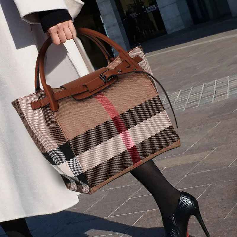 Essencenewyork Leather & Canvas Tote Handbag – Brown