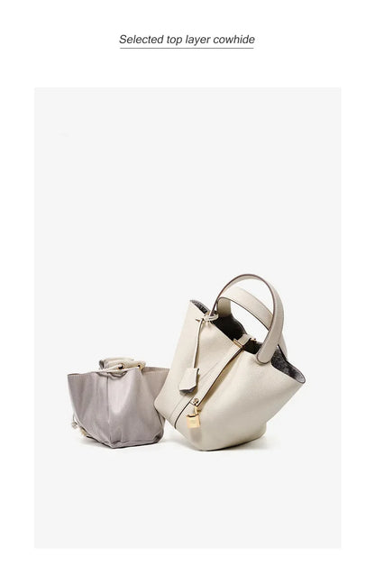 Essence New York Women's Checkered Leather Bucket Bag