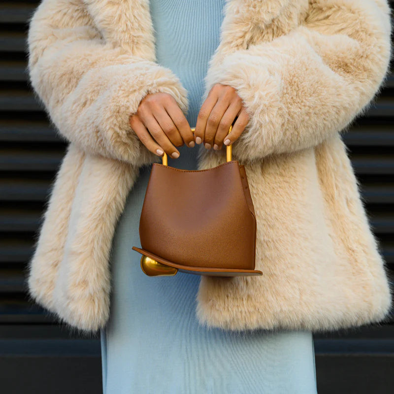 Handbags for Timeless Elegance
