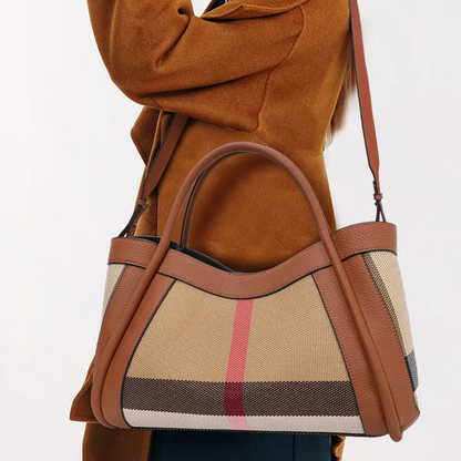 High-capacity Women's Handbag | Essence New York