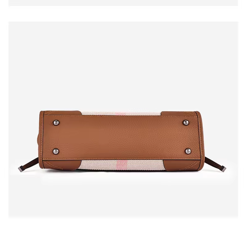 Checkered Canvas Crossbody Bag – Stylish & Practical