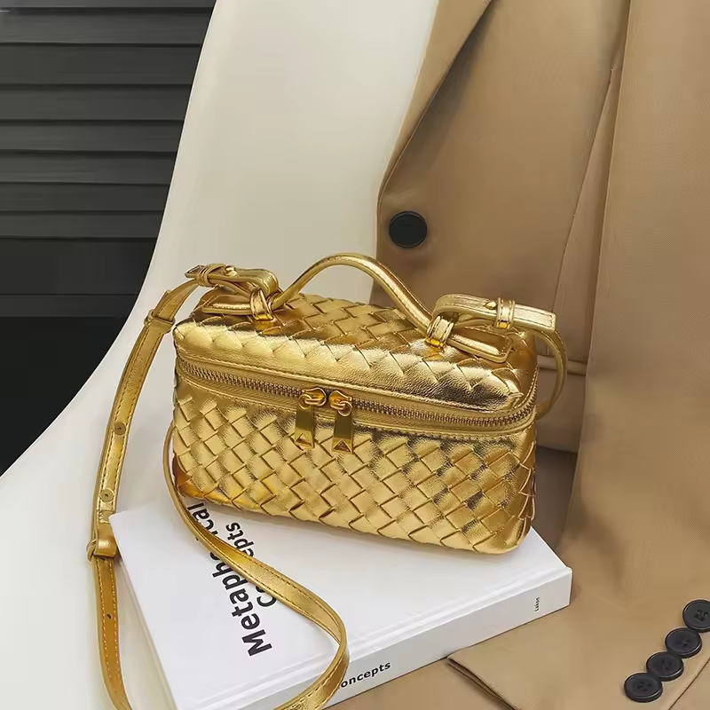Elegant Crossbody Evening Purse – Stylish & Versatile