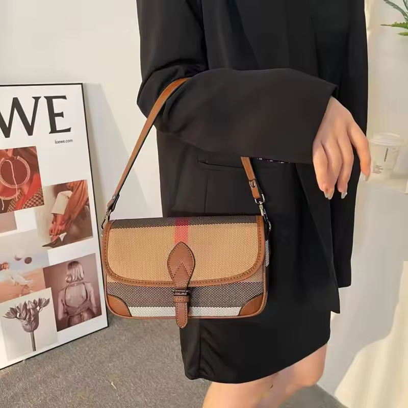 Luxury Plaid Leather Canvas Handbag – Stylish & Practical