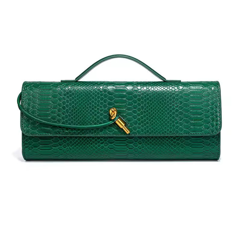 Chic Crocodile Pattern Crossbody Bag – Elegant & Stylish