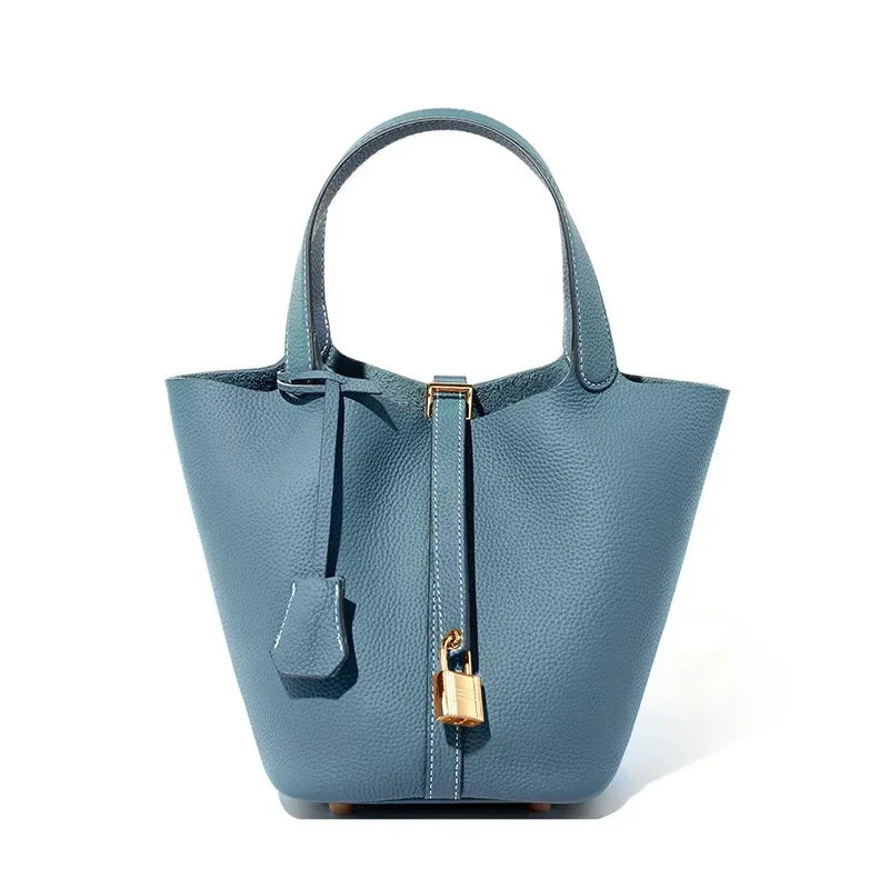 Essence New York Women's Checkered Leather Bucket Bag